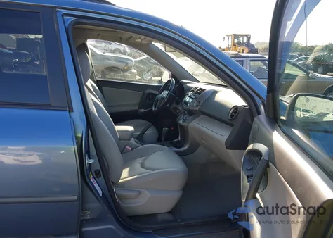 2007 Toyota Rav4 Limited V6 from USA, damaged, VIN JTMZK31V476009577